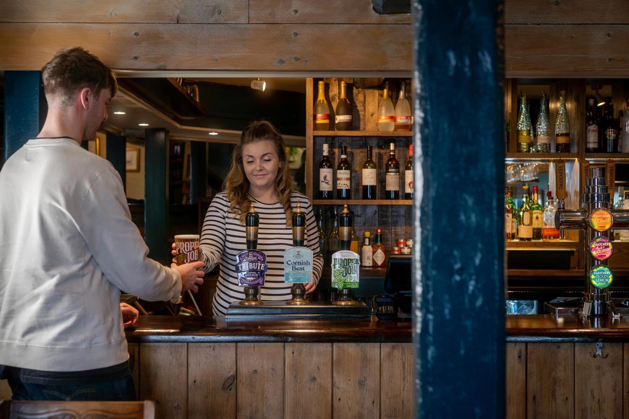 The Old Success Inn Sennen Cove Buitenkant foto