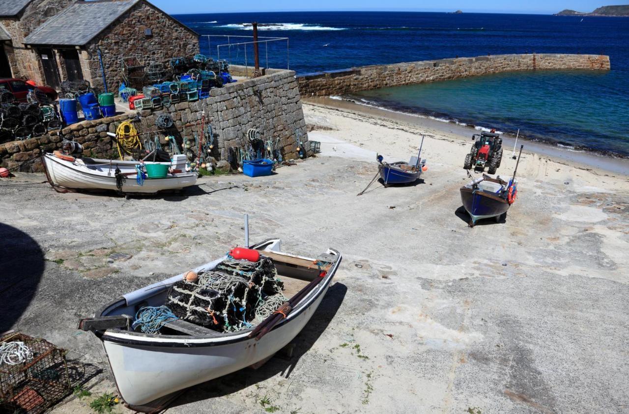 The Old Success Inn Sennen Cove Buitenkant foto